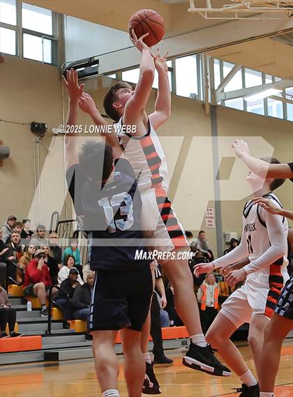 Thumbnail 2 in Suffern @ Mamaroneck photogallery.
