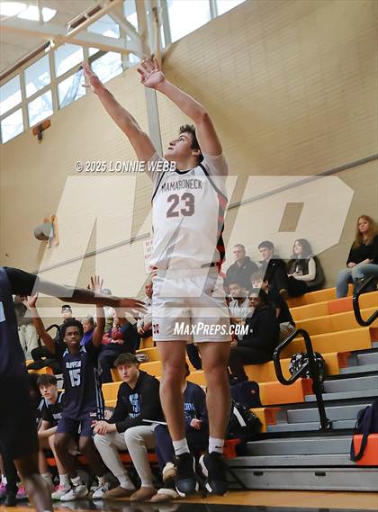 Thumbnail 1 in Suffern @ Mamaroneck photogallery.