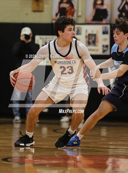 Thumbnail 3 in Suffern @ Mamaroneck photogallery.