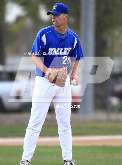 Thumbnail 1 in Valley Christian Academy vs. Orcutt Academy photogallery.
