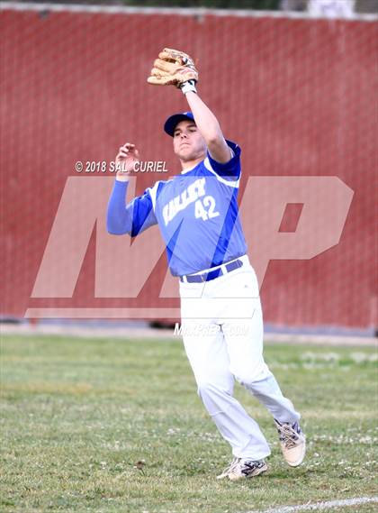 Thumbnail 2 in Valley Christian Academy vs. Orcutt Academy photogallery.