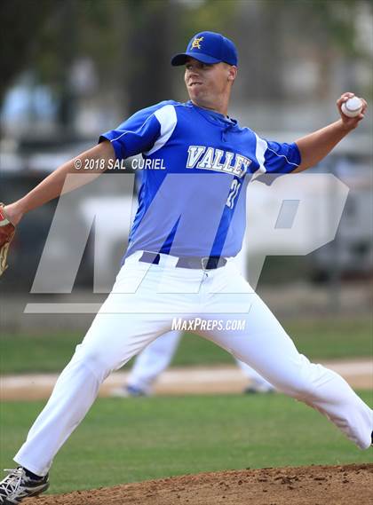 Thumbnail 3 in Valley Christian Academy vs. Orcutt Academy photogallery.