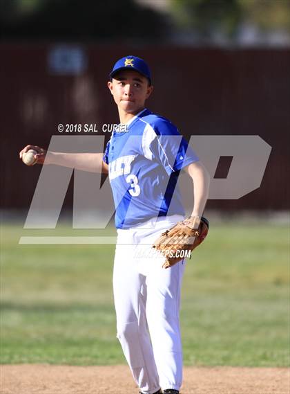 Thumbnail 3 in Valley Christian Academy vs. Orcutt Academy photogallery.