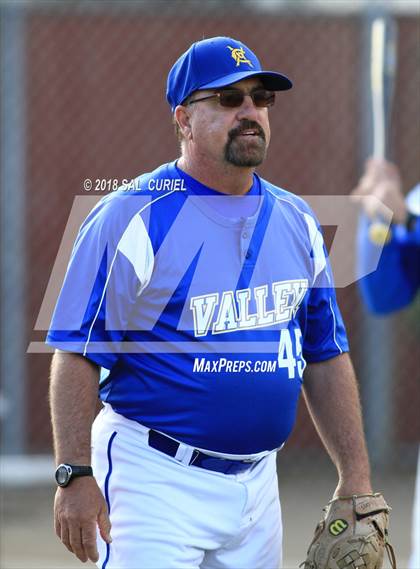 Thumbnail 3 in Valley Christian Academy vs. Orcutt Academy photogallery.