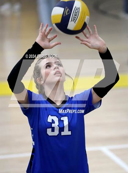 Thumbnail 3 in Buena @ Flowing Wells photogallery.