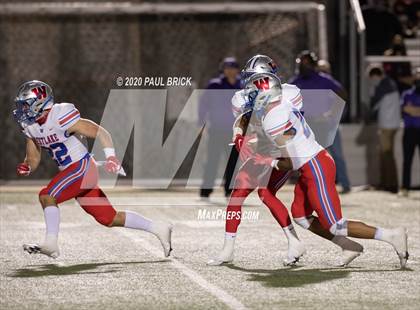 Thumbnail 2 in Westlake vs San Marcos photogallery.