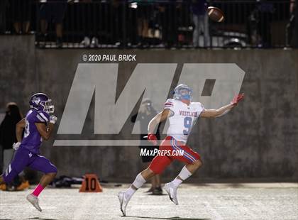 Thumbnail 2 in Westlake vs San Marcos photogallery.