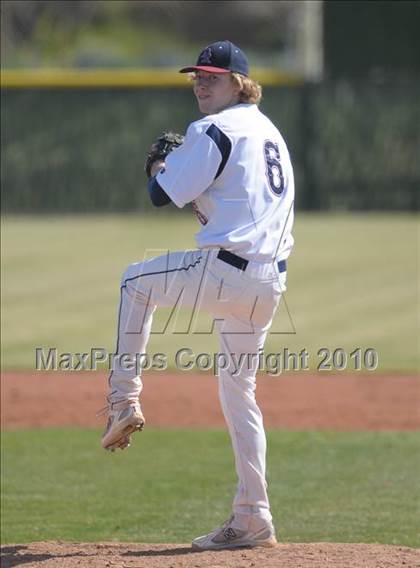 Thumbnail 2 in Dakota Ridge @ Farmington (Coach Bob National Invitational) photogallery.