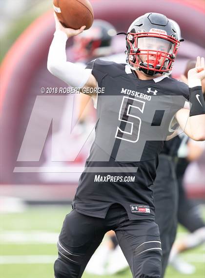 Thumbnail 2 in Arrowhead @ Muskego photogallery.