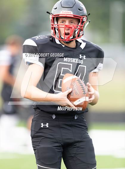 Thumbnail 1 in Arrowhead @ Muskego photogallery.