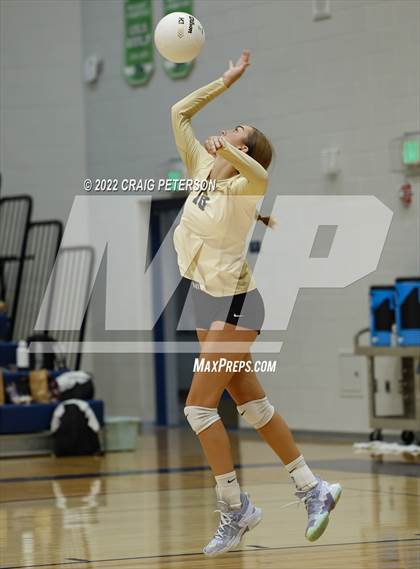 Thumbnail 1 in Davis vs Ridgeline photogallery.