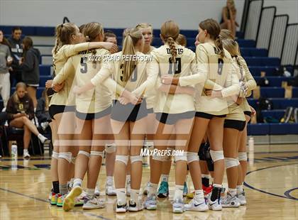 Thumbnail 1 in Davis vs Ridgeline photogallery.