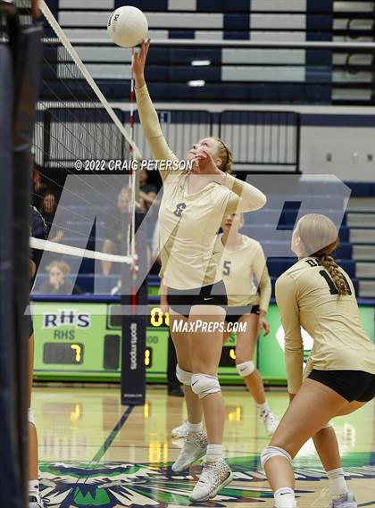 Thumbnail 3 in Davis vs Ridgeline photogallery.