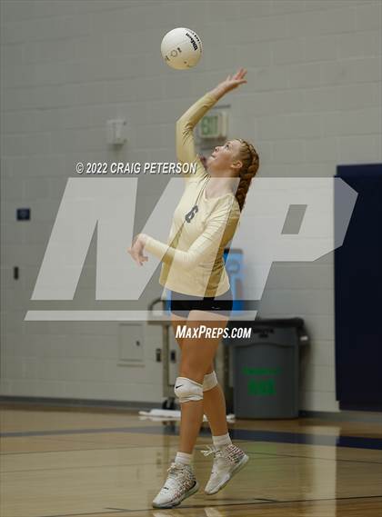 Thumbnail 2 in Davis vs Ridgeline photogallery.