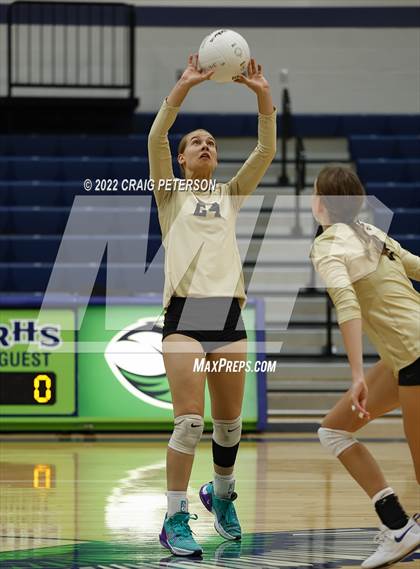 Thumbnail 2 in Davis vs Ridgeline photogallery.