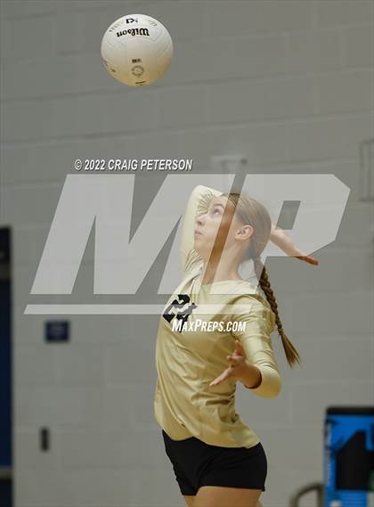 Thumbnail 3 in Davis vs Ridgeline photogallery.