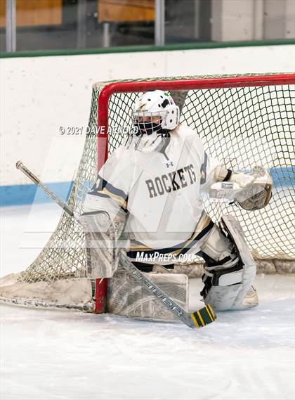 Thumbnail 1 in Newton North @ Needham photogallery.