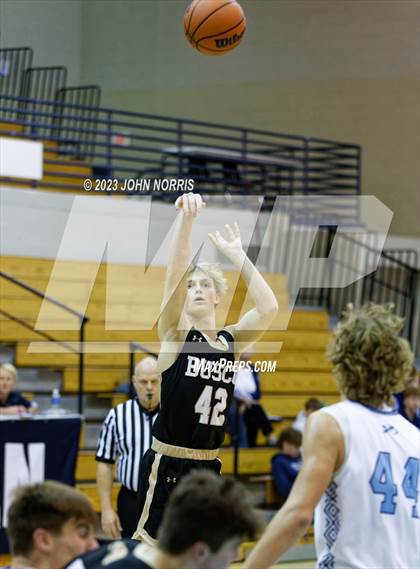 Thumbnail 1 in Churubusco @ Woodlan photogallery.