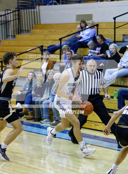 Thumbnail 1 in Churubusco @ Woodlan photogallery.