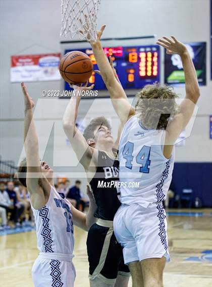 Thumbnail 3 in Churubusco @ Woodlan photogallery.