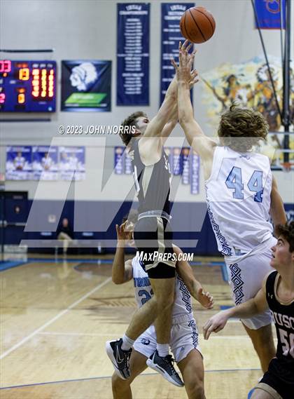 Thumbnail 1 in Churubusco @ Woodlan photogallery.