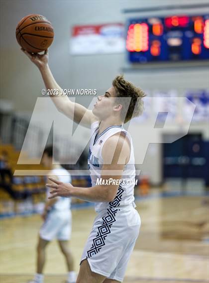 Thumbnail 2 in Churubusco @ Woodlan photogallery.