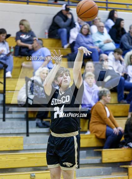 Thumbnail 1 in Churubusco @ Woodlan photogallery.