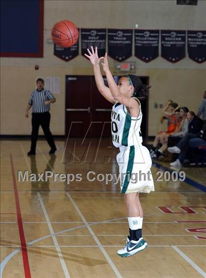 Thumbnail 1 in Santa Barbara vs. Chaminade photogallery.