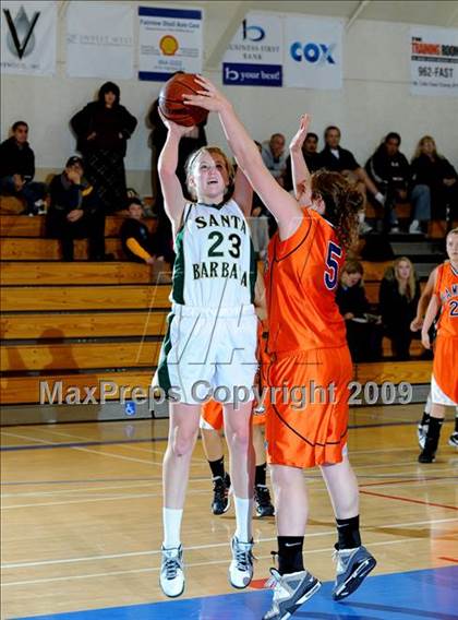 Thumbnail 2 in Santa Barbara vs. Chaminade photogallery.