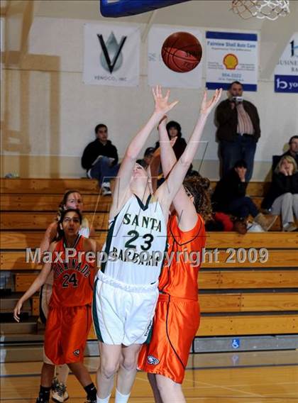 Thumbnail 2 in Santa Barbara vs. Chaminade photogallery.