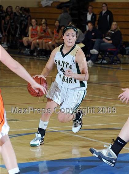 Thumbnail 1 in Santa Barbara vs. Chaminade photogallery.
