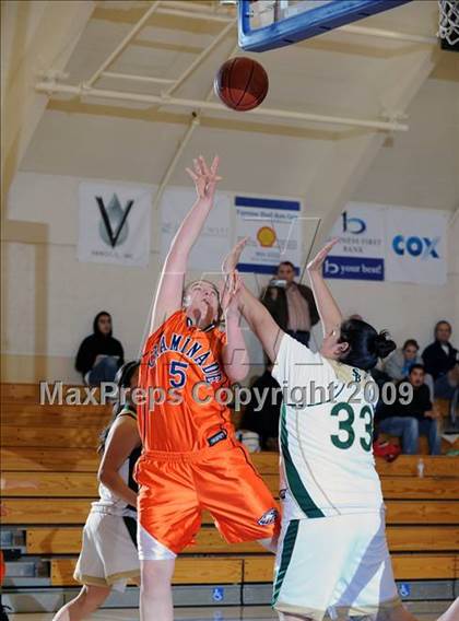 Thumbnail 2 in Santa Barbara vs. Chaminade photogallery.