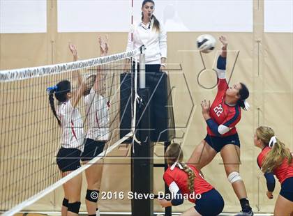 Thumbnail 3 in Notre Dame vs Academy of the Sacred Heart (Catholic League Tournament) photogallery.