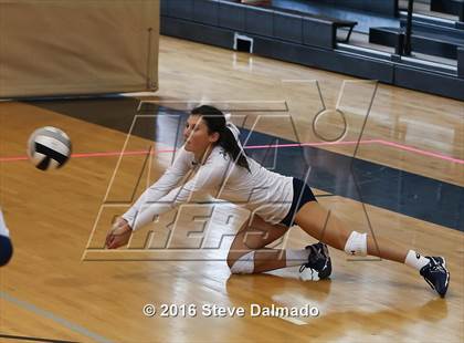 Thumbnail 2 in Notre Dame vs Academy of the Sacred Heart (Catholic League Tournament) photogallery.