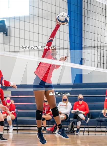 Thumbnail 1 in Greenfield vs Wayne Country Day (CPIC Conference Tournament Semifinal) photogallery.