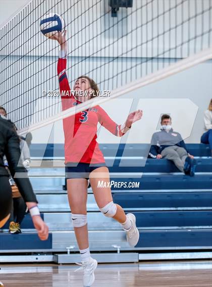 Thumbnail 3 in Greenfield vs Wayne Country Day (CPIC Conference Tournament Semifinal) photogallery.