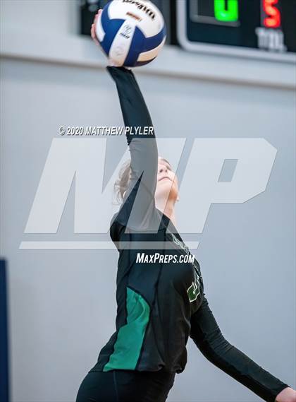 Thumbnail 1 in Greenfield vs Wayne Country Day (CPIC Conference Tournament Semifinal) photogallery.