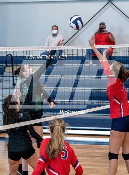 Thumbnail 1 in Greenfield vs Wayne Country Day (CPIC Conference Tournament Semifinal) photogallery.