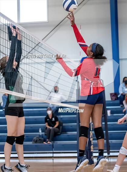 Thumbnail 2 in Greenfield vs Wayne Country Day (CPIC Conference Tournament Semifinal) photogallery.