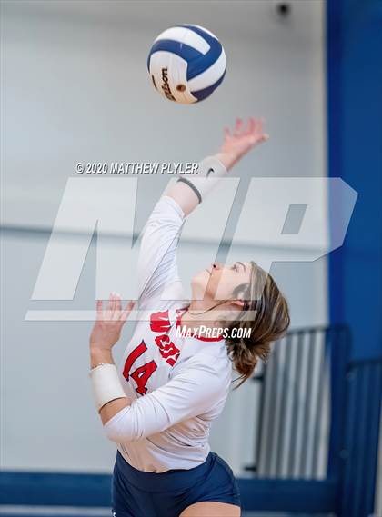 Thumbnail 3 in Greenfield vs Wayne Country Day (CPIC Conference Tournament Semifinal) photogallery.