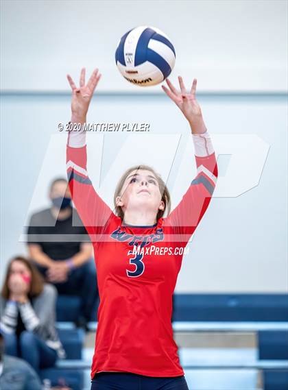 Thumbnail 3 in Greenfield vs Wayne Country Day (CPIC Conference Tournament Semifinal) photogallery.