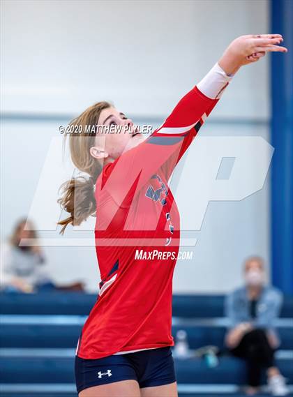 Thumbnail 3 in Greenfield vs Wayne Country Day (CPIC Conference Tournament Semifinal) photogallery.