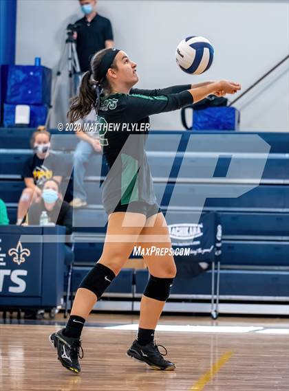 Thumbnail 1 in Greenfield vs Wayne Country Day (CPIC Conference Tournament Semifinal) photogallery.