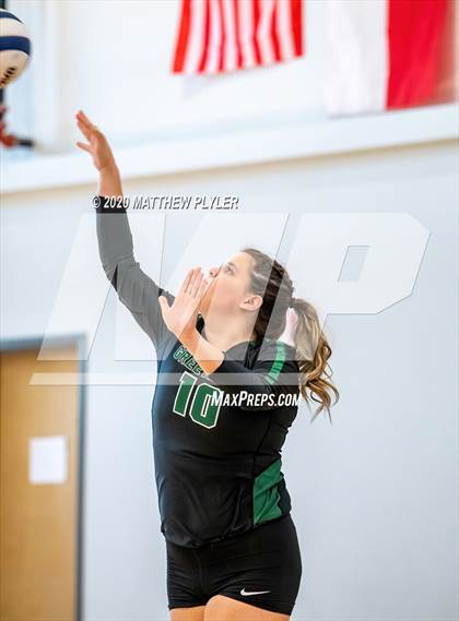 Thumbnail 1 in Greenfield vs Wayne Country Day (CPIC Conference Tournament Semifinal) photogallery.