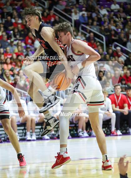 Thumbnail 3 in Alta vs. Timpview (UHSAA 5A Final) photogallery.