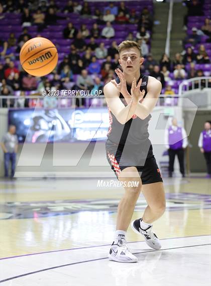 Thumbnail 2 in Alta vs. Timpview (UHSAA 5A Final) photogallery.