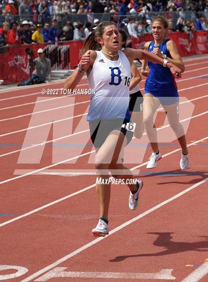 Thumbnail 1 in CHSAA 5A Championships (1600 Meter Run) photogallery.