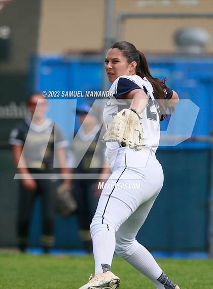 Thumbnail 2 in Notre Dame (SO) @ Sierra Canyon  photogallery.