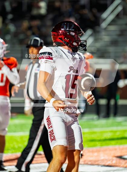 Thumbnail 3 in Weiss vs. La Porte (UIL Football 5A D1 Bi-District) photogallery.