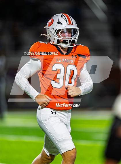 Thumbnail 2 in Weiss vs. La Porte (UIL Football 5A D1 Bi-District) photogallery.